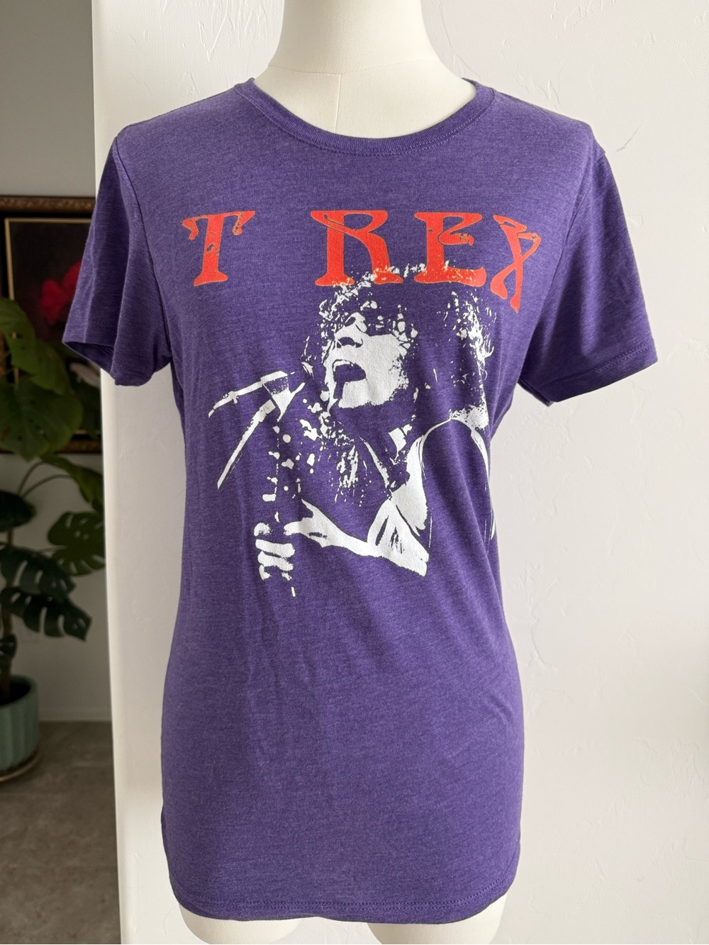 T Rex tee women!s Small